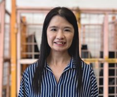 Heidi Portrait_edit_cropped.jpg (3)